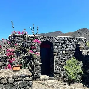 https://dammuso-la-piccola-giara.sicilyhotelsitaly.net